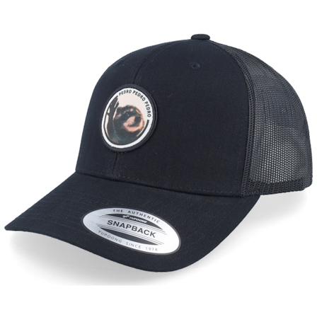 Scenes - Raccoon Pedro Round Patch Black Trucker Trucker Black Cap - @ Hatstore