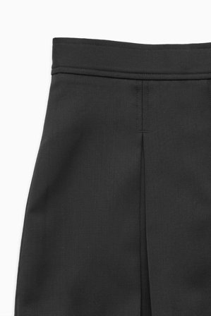 COS Women's Low-Rise Pleated Wool Mini Skirt in Black