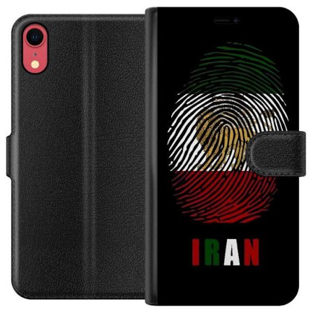 Kompatibelt Lommeboketui til Apple iPhone XR Fingeravtrykkformat som Irans flagg med løvemotiv på svart dramatisk bakgrunn