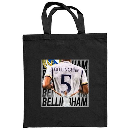 Stofpose Real Madrid fodboldmotiv med Jude Bellingham i nummer 5 trøje, stort klubemblem, stærk atletisk position og moderne sort-hvid sportsgrafik