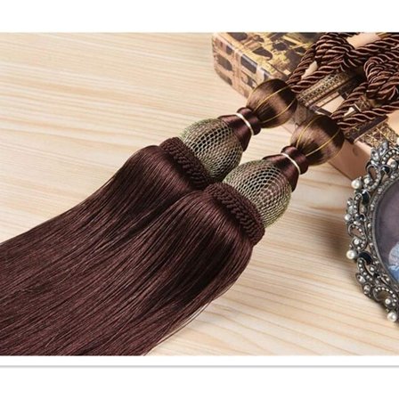 Sett med 2 gardinholdere med tau, dusker og kuler, brun