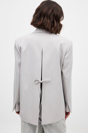 NA-KD - Oversized blazer med åpen rygg - Lang Blazers - Grå - EU 34