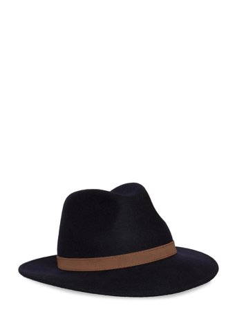 Country Traveler 6,5 Black Wigéns