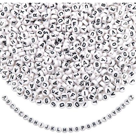 1000 stk Akryl Alfabet Perler 7mm A til Å Runde Hvite Perler Svarte Ord med 2 Stiler Snor for DIY Produksjon Armbånd Halskjede Smykker