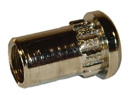 ASSA 802976800020 Hylsmutter M5 Polerad mässing, Infästning