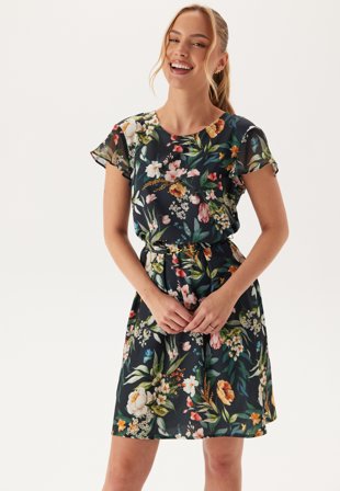 Ida Sjöstedt - Nadia Dress - Dark Flowers - Kläder - - Bubbleroom