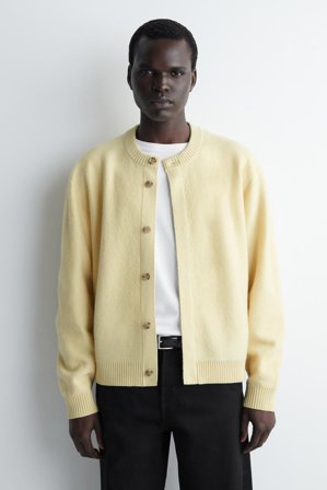 COS Homme Cardigan À Col Rond En Laine Bouillie in Jaune