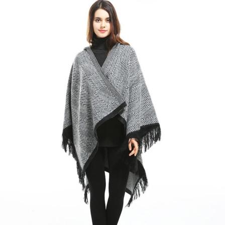 Varm huvtröja Poncho vinterstickad sjal wrap med tofs för dam