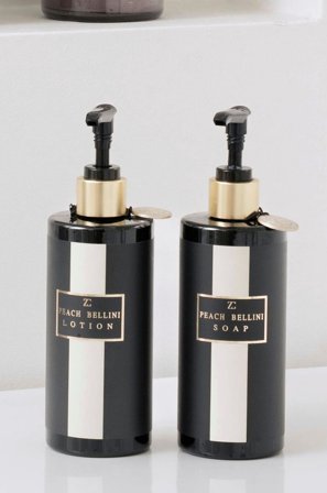 Zelected by Houze - Såpe/lotion Peach Bellini Set /2 - Svart - Baderomstilbehør - Fra Homeroom