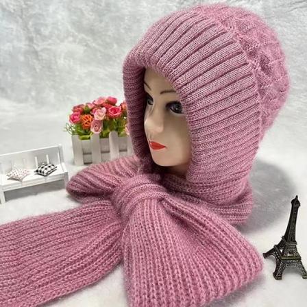Rosa nyhetslue og skjerf i ett strikket lue varm casual lue