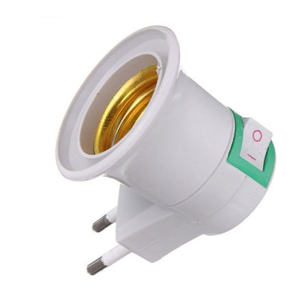 Pistokeaseadapteri E27-liittimelle