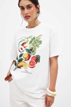 NA-KD Oversize-T-Shirt mit Rundhalsausschnitt und Print - T-Shirts - Weiß - M
