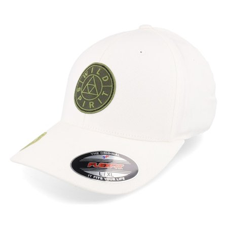 Wild Spirit - White flexfit Lippis - Logo Basic Mountain Organic White Flexfit @ Hatstore