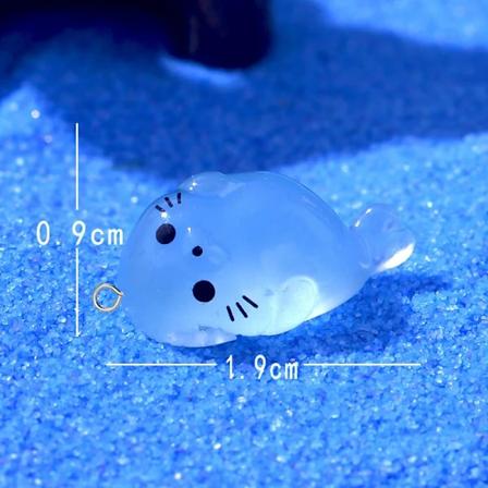 10St Kawaii Luminous Mini Seal Pup Harts Charms Ljuvlig Marin Djur Hängande För Örhänge Armband Diy Juvele Märke W13. 10pcs C
