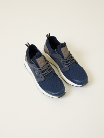 Carnas Sneakers