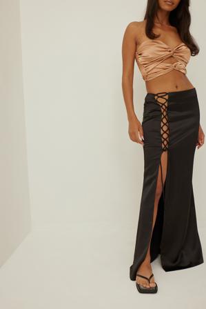 NA-KD Party Lacing Detail Maxi Satin Skirt - Jupes en satin - Noir - EU 36