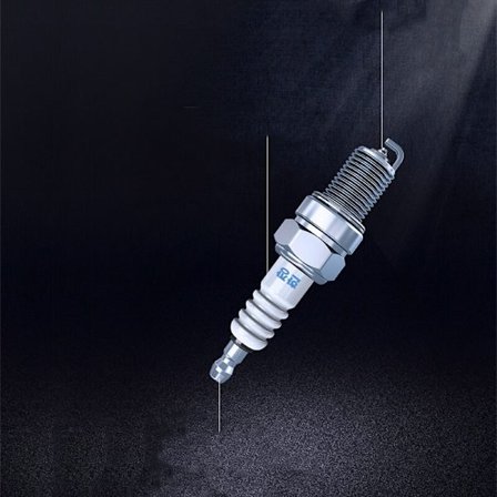 NGK - SYTYTYSTULPPAPAKKAUS - CR8E--Toyota Baja (HZ-HH-058)(4 kpl)