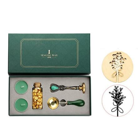 Vahasinettileimasarjat, sinetöimisvahahelmet, vahaleimasinpäät vintage kahvaisella vahansulatuslusikalla, teekynttilä kirjekuorille