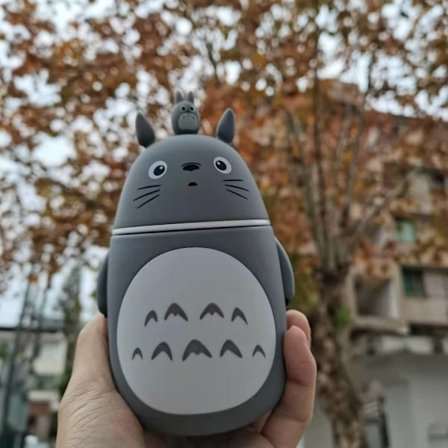 300ml Ruostumattomasta teräksestä valmistettu Totoro-kuvioinen termos, kannettava anime-termosmuki ja -kuppi, tyhjiöpullo (FMY) Harmaa