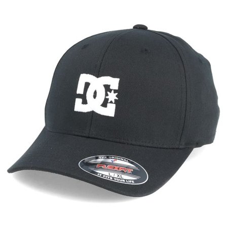 DC - Svart flexfit Keps - Star 2 Black Flexfit @ Hatstore