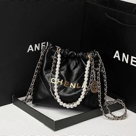 Quiltet skuldertaske med perlekæde til kvinder, crossbody taske