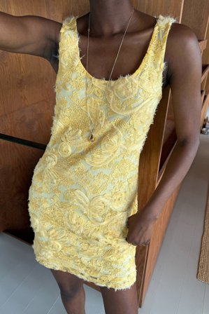 NA-KD - Minikjole med struktur - Blomstrete kjole - Gull - M