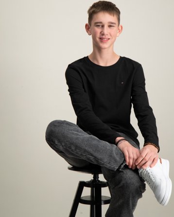 Tommy Hilfiger BOYS BASIC CN KNIT L/S Zwart T-shirts Jongens - Kids Brand Store