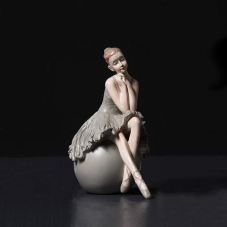 Ballerina-tyttöfiguurit Balettitanssijan Veistos Taideveistos Figuuri