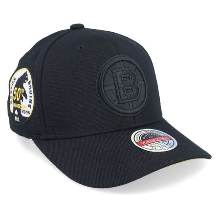 Mitchell & Ness - NHL Svart adjustable Keps - Boston Bruins NHL Anniversary Patch Black Adjustable @ Hatstore