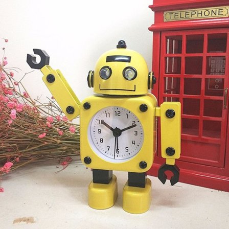 Kreativa barn Tecknad Robot Väckarklockor Student Personlig Stum Metall Tillverkning Bord Väckarklockor Barn Julklapp