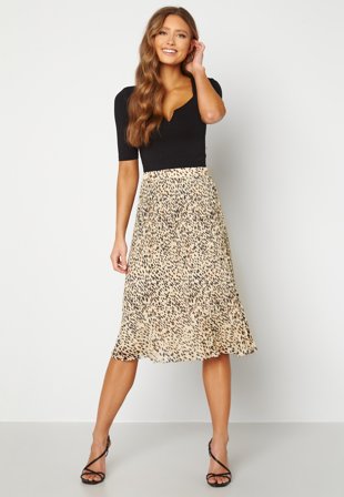 Pieces Leborah Plissé Midi Skirt Birch AOP Leo Klær