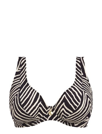 Freya | Fiji Falls | E x 70