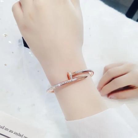 Damen Zirkonia Armbånd i høj kvalitet klassisk geometrisk
