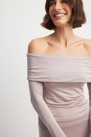NA-KD x Zoe Liss Soft Line långärmad topp - Off Shoulder toppar - Rosa - Medium
