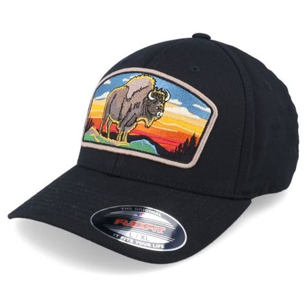 Wild Spirit - Svart flexfit Keps - Buffalo Big Patch Black Flexfit @ Hatstore