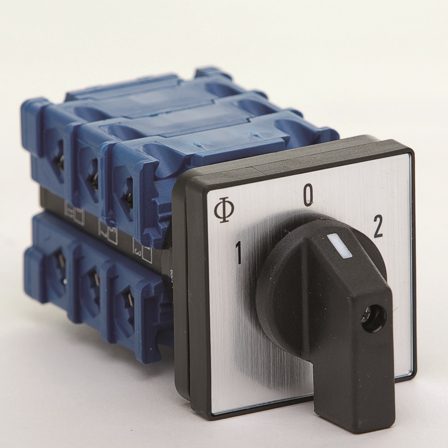 Kraus & Naimer 3134824 Omkobler 1-0-2, 3-polet, 20 A 5-hulls panelmontering, Elfordeling & strømforsyning