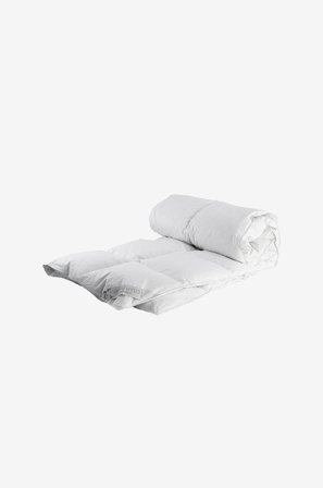 Varnamo of Sweden - Untuvapeite Lilja King Size Medium - Valkoinen - Peitot - 220X220 - - Homeroom