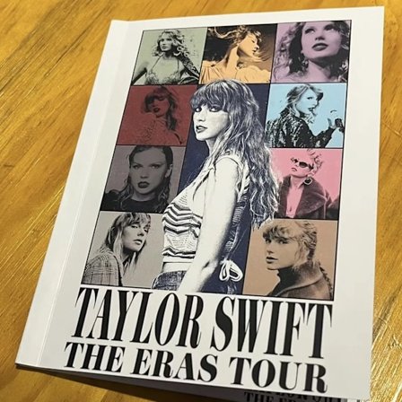Taylor Swift THE ERAS TOUR Kuparilevyteksti -kirja, tekstilehti Poster