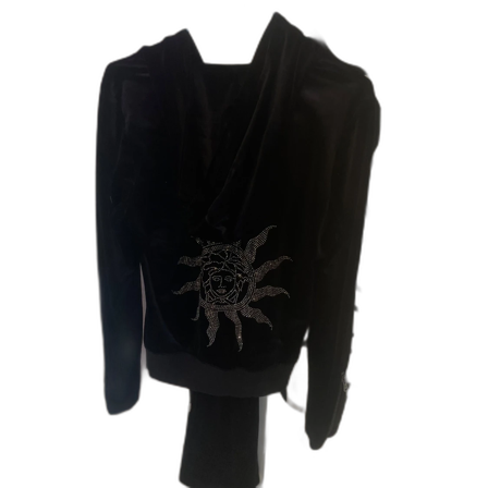 Svart sammetshoodie med matchande byxor