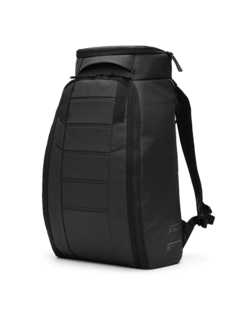 Db - Hugger Backpack 25L Black Out
