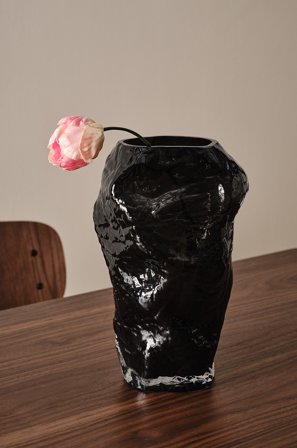 Jotex - Glassvase Svart - MINOU - Kjøp Vaser hos Jotex