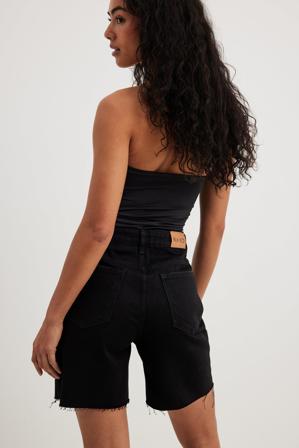 NA-KD Short en jean taille haute à ourlets bruts - Short taille haute - Noir - EU 42