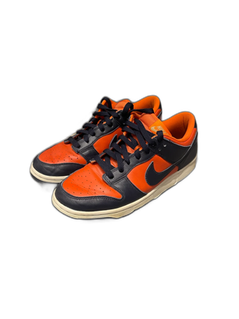 Dunk low university orange marine.