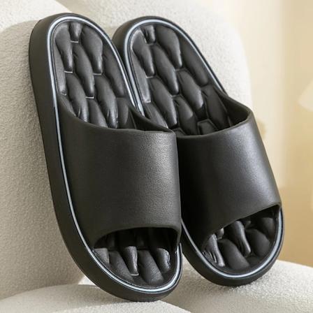 Mode Nytt Sommarspar Tofflor Slippers Non-Slipta Mjuka Slides Ljus Comfort Sandaler För Kvinnor Män Casual Skor Damernas Hem Flip Flops black 44-45