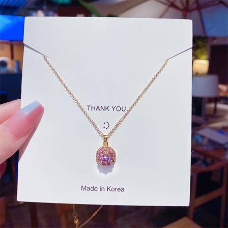 Kvinnor Halsband Kedja Choker Hänge Smycken Flickor Present Zirkon Titan Stål Roterbart Mode 18K guld Gold