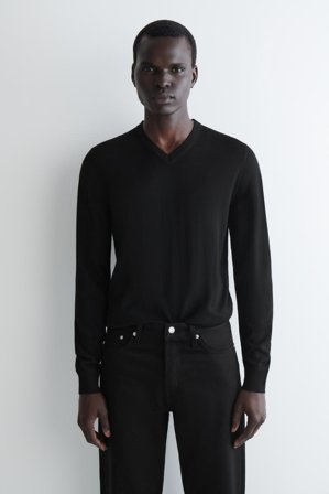 COS Men's Slim Merino Wool V Neck Jumper in Black