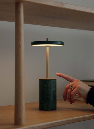 Asteria Move mini oppladbar bordlampe - grønn marmor