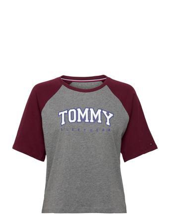 Cn Ss Tee Patterned Tommy Hilfiger