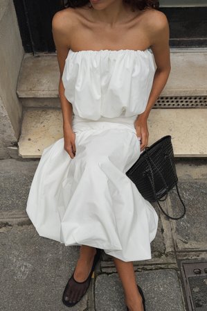 Linn Eklund x NA-KD - Topp uten stropper med puffermer - Tube topp - Offwhite - EU 34