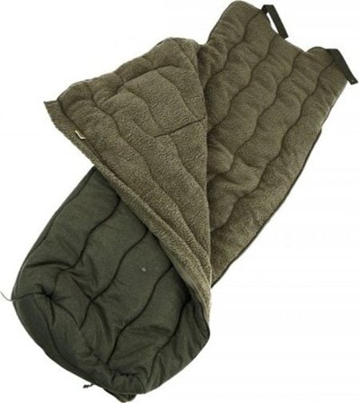 Carinthia Loden Posterinspose med Fiberpels XL